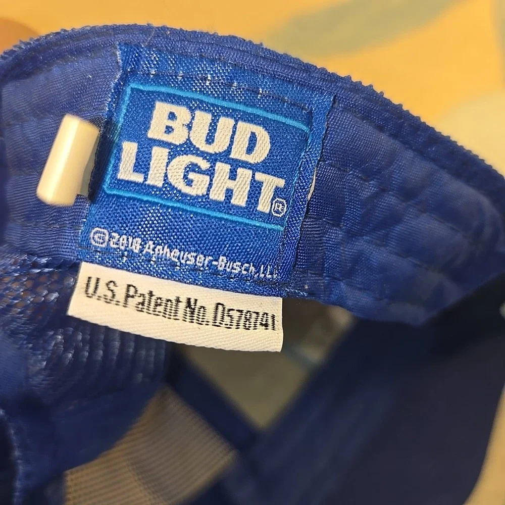 Bud Light Beer Opener Trucker Hat Beige‎ Straw Front Blue Mesh Unisex Snapback